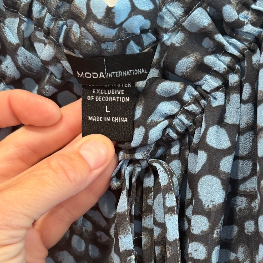 Moda International Black And Blue Patterned Top View 2